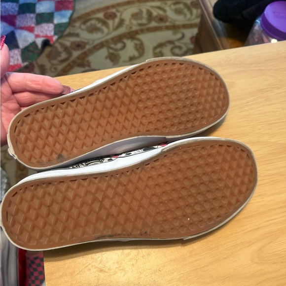 Vans Disney Cheshire Cat lace up. EUC - Picture 6 of 7